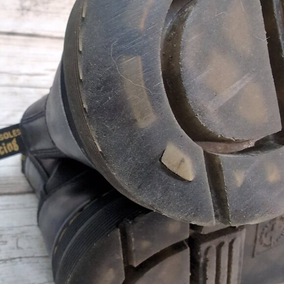 Dr Martens Embury Black Leather Slip On Chelsea Boots Women 9 Men 8 - Picture 8 of 8